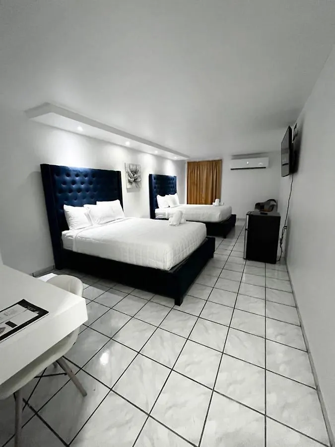 Douglas Highway Inn Hotel كابو روخو